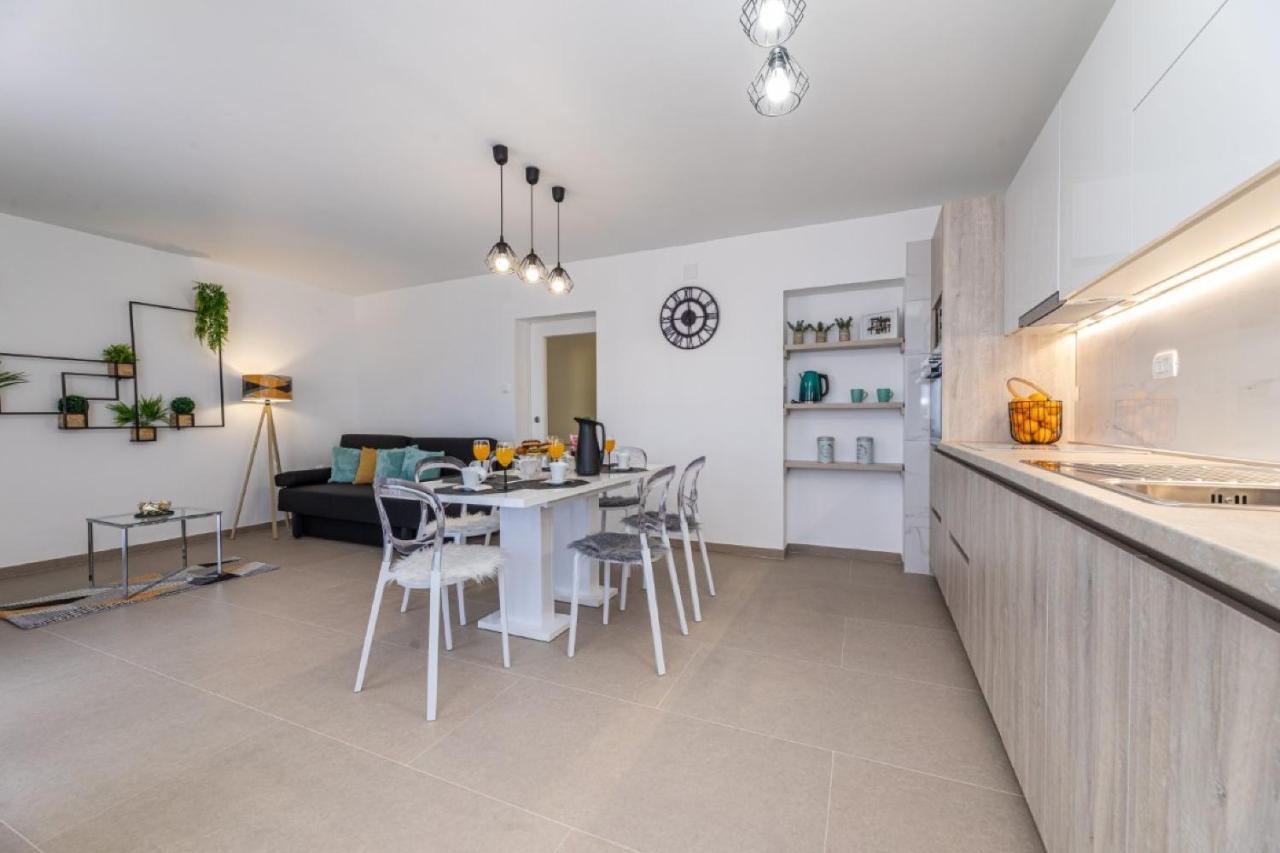 Apartman Grzetic Šilo Екстериор снимка